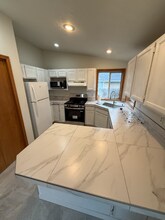 1286 N Aster Pl in Boise, ID - Building Photo - Building Photo