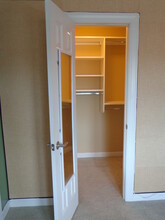 1417 Newton St NW, Unit 505 in Washington, DC - Building Photo - Building Photo
