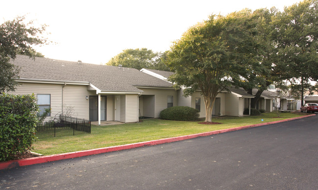 The Clairmont in Austin, TX - Building Photo - Building Photo