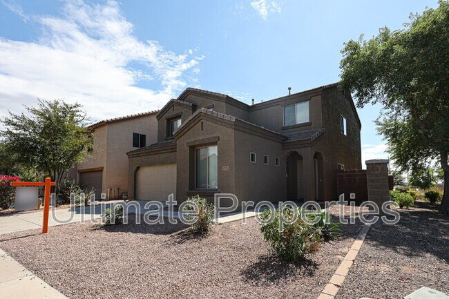 12123 W Leather Ln in Peoria, AZ - Building Photo - Building Photo