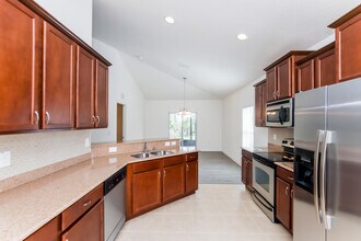 236 Abernathy Cir in Palm Bay, FL - Building Photo - Building Photo