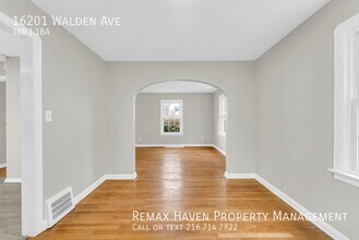 16201 Walden Ave in Cleveland, OH - Building Photo - Building Photo