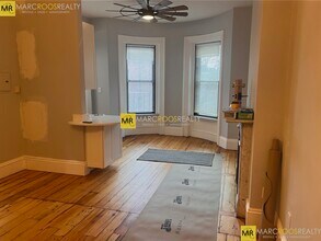 488 Columbus Ave, Unit 3 in Boston, MA - Foto de edificio - Building Photo