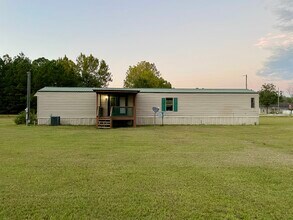 2100 Bryan Ct in Statesboro, GA - Building Photo - Building Photo