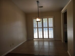 412 Coralwood Rd in Modesto, CA - Building Photo - Building Photo