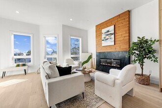 670 Saratoga St in Boston, MA - Building Photo - Building Photo