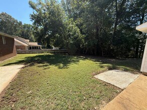 2212 Hickory Hill Dr in Guntersville, AL - Building Photo - Building Photo