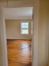 15 Mountain Ave in Bloomfield, CT - Foto de edificio - Building Photo