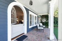 1021 Olive Ave in Coronado, CA - Foto de edificio - Building Photo