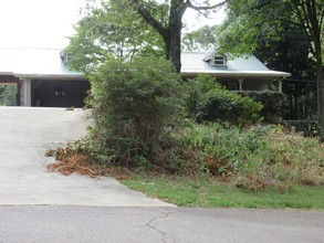 3653 Griffin Dr in Gainesville, GA - Foto de edificio - Building Photo