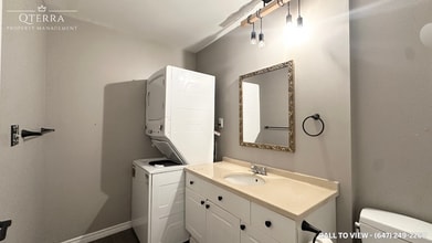 1029 York St in London, ON - Building Photo - Building Photo