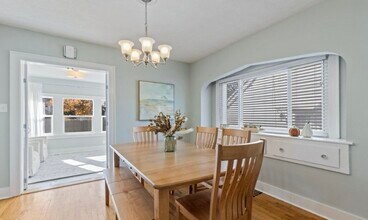 524 Riley St in Lansing, MI - Building Photo - Building Photo