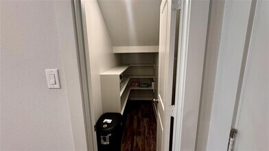 1426 Birds Fort Trail in Arlington, TX - Building Photo - Building Photo