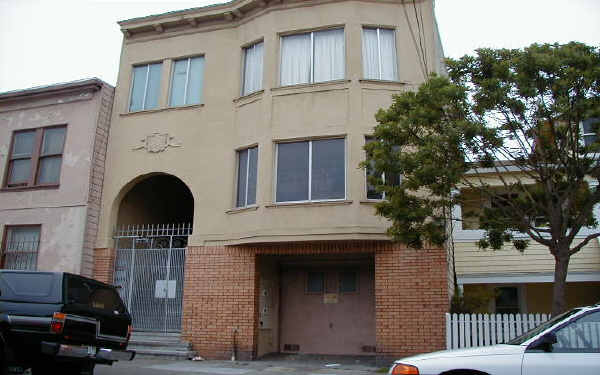 307-309 Holloway Ave in San Francisco, CA - Building Photo - Building Photo