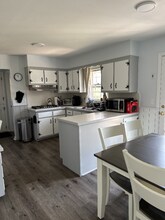 3 Huyler Rd in East Setauket, NY - Building Photo - Building Photo