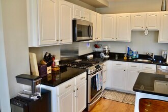 1306 Columbia Rd in Boston, MA - Building Photo - Building Photo