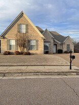 10230 Adikson Dr in Cordova, TN - Building Photo