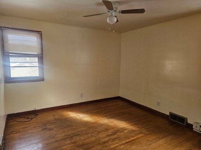 1624 Ontario Ave in Niagara Falls, NY - Building Photo - Building Photo