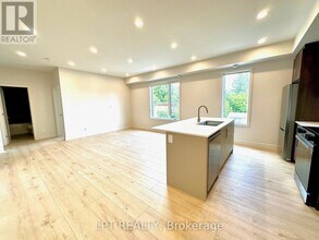 254 Garneau St in Ottawa, ON - Building Photo - Building Photo
