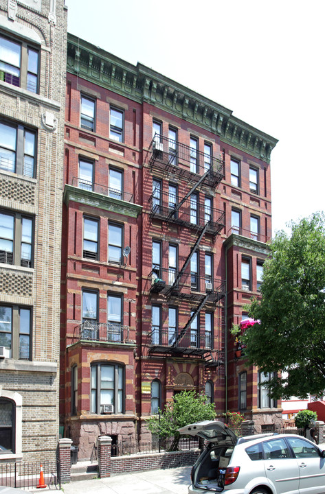 285 Quincy St in Brooklyn, NY - Building Photo