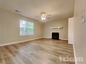 5950 Crescent Ridge Ct, Unit 2002 in Lithonia, GA - Building Photo - Building Photo