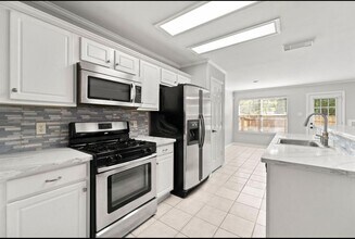 26 Musgrove Pl in Spring, TX - Building Photo - Building Photo