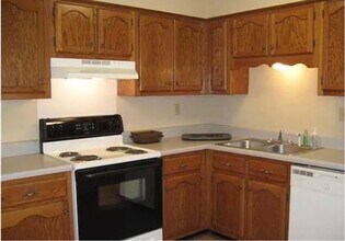 10262 Williford Dr in Olive Branch, MS - Building Photo - Building Photo