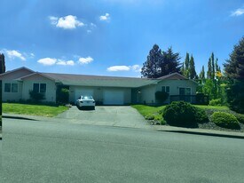 2620 Vintage Ave SE in Salem, OR - Building Photo