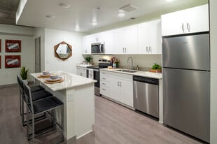 The Parker in Tucson, AZ - Building Photo