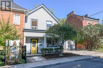 278 Hunter St W in Hamilton, ON - Building Photo - Building Photo
