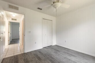 3214 Juniper Dr in Edgewater, FL - Building Photo - Building Photo