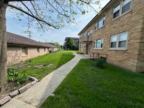 5224 W Forest Home Ave in Milwaukee, WI - Building Photo - Building Photo