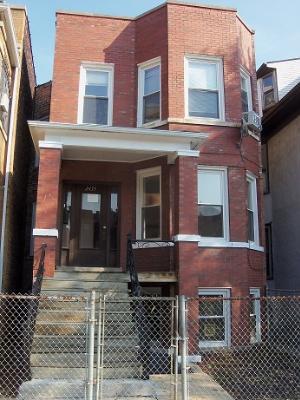 property at 2435 N Ridgeway Ave