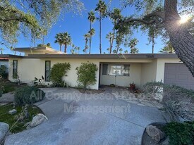 70181 Sun Valley Dr in Rancho Mirage, CA - Building Photo