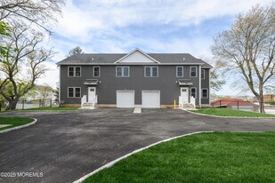 314 Bordentown Ave in South Amboy, NJ - Building Photo