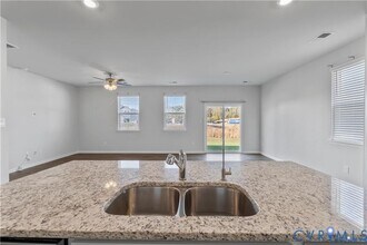 11140 Chappell Crk Cir in Hopewell, VA - Building Photo - Building Photo