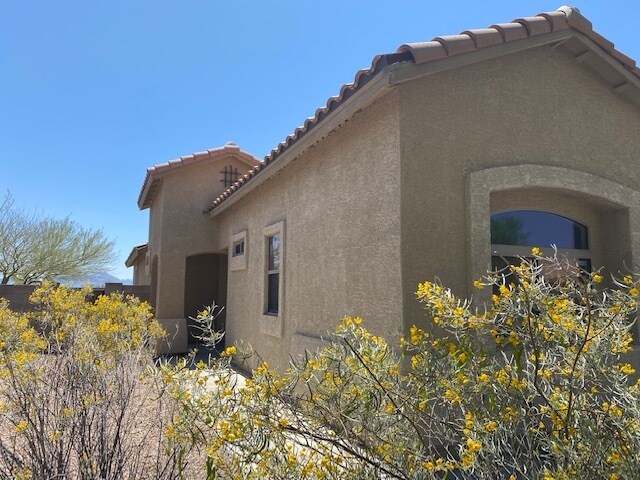 6626 E Bambino Rd in Tucson, AZ - Building Photo