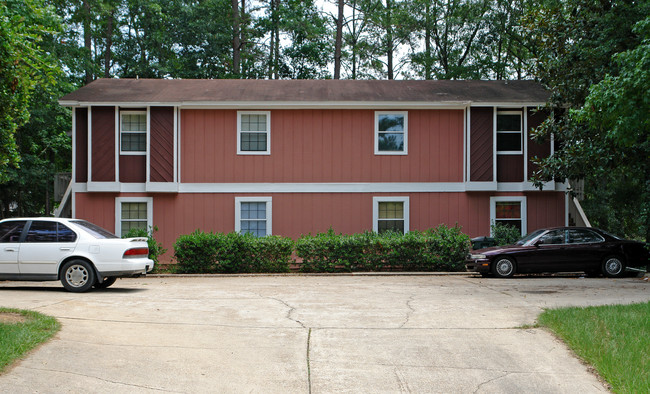 2001 Bradford Ct in Tallahassee, FL - Foto de edificio - Building Photo