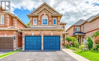 3756 Althorpe Cir in Mississauga, ON - Building Photo