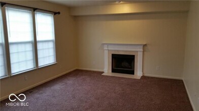 3152 Hidden Pine Dr in Indianapolis, IN - Building Photo - Building Photo