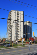 Wilson Place II in Kitchener, ON - Building Photo - Building Photo