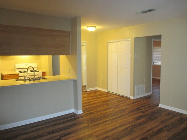 317 Mabry St in Tallahassee, FL - Building Photo - Building Photo