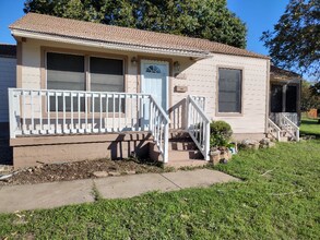 4340 Alamo Ave in Fort Worth, TX - Building Photo - Building Photo