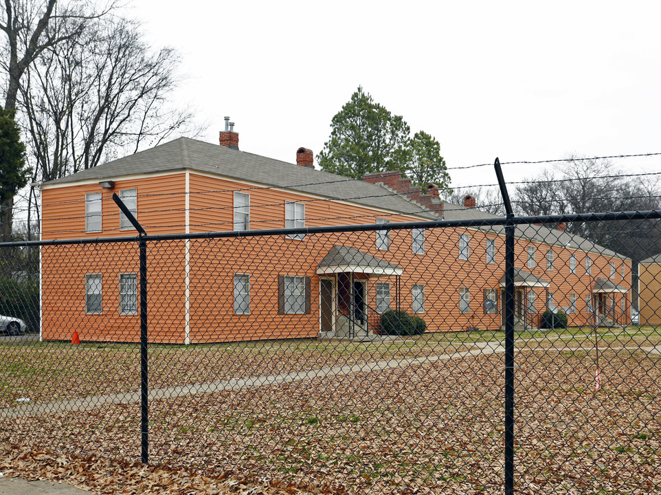 Love Tunica in Memphis, TN - Building Photo