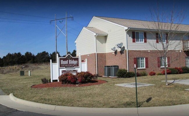 Huntridge I and II in Lexington, VA - Building Photo - Building Photo