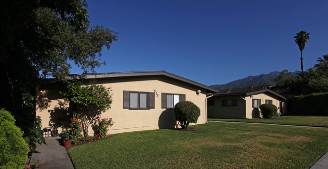 513-521 Santa Anita Ave in Arcadia, CA - Building Photo - Building Photo