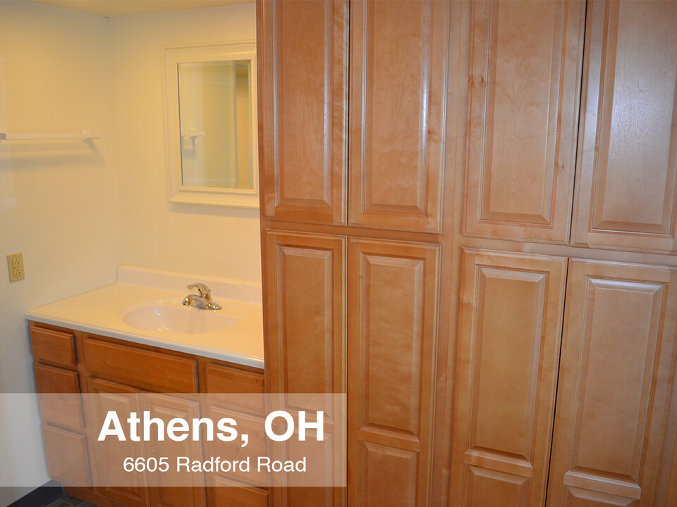 6601 Radford Rd in Athens, OH - Building Photo