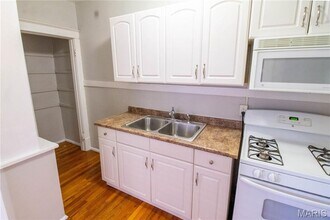 2852 Shenandoah Ave in St. Louis, MO - Building Photo - Building Photo