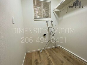 1274 Sherman Ave, Unit 1274 in Port Orchard, WA - Building Photo - Building Photo