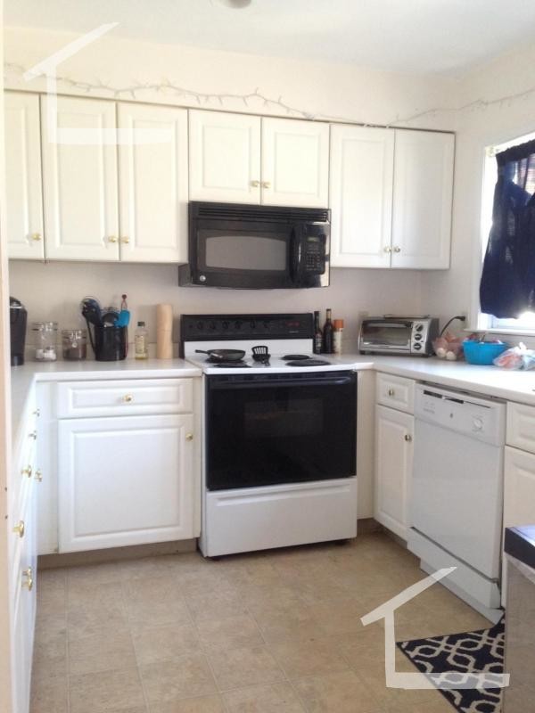 8 Glencoe St, Unit 3 in Boston, MA - Foto de edificio - Building Photo